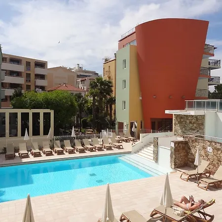 Prestige * Antibes